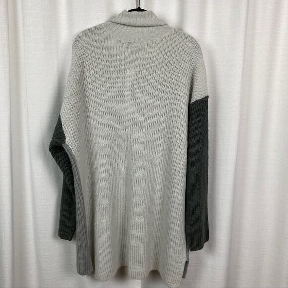 Lane Bryant Gray Colorblock Turtleneck Long Sleeve Sweater Sz.18/20 NWT - Picture 12 of 16